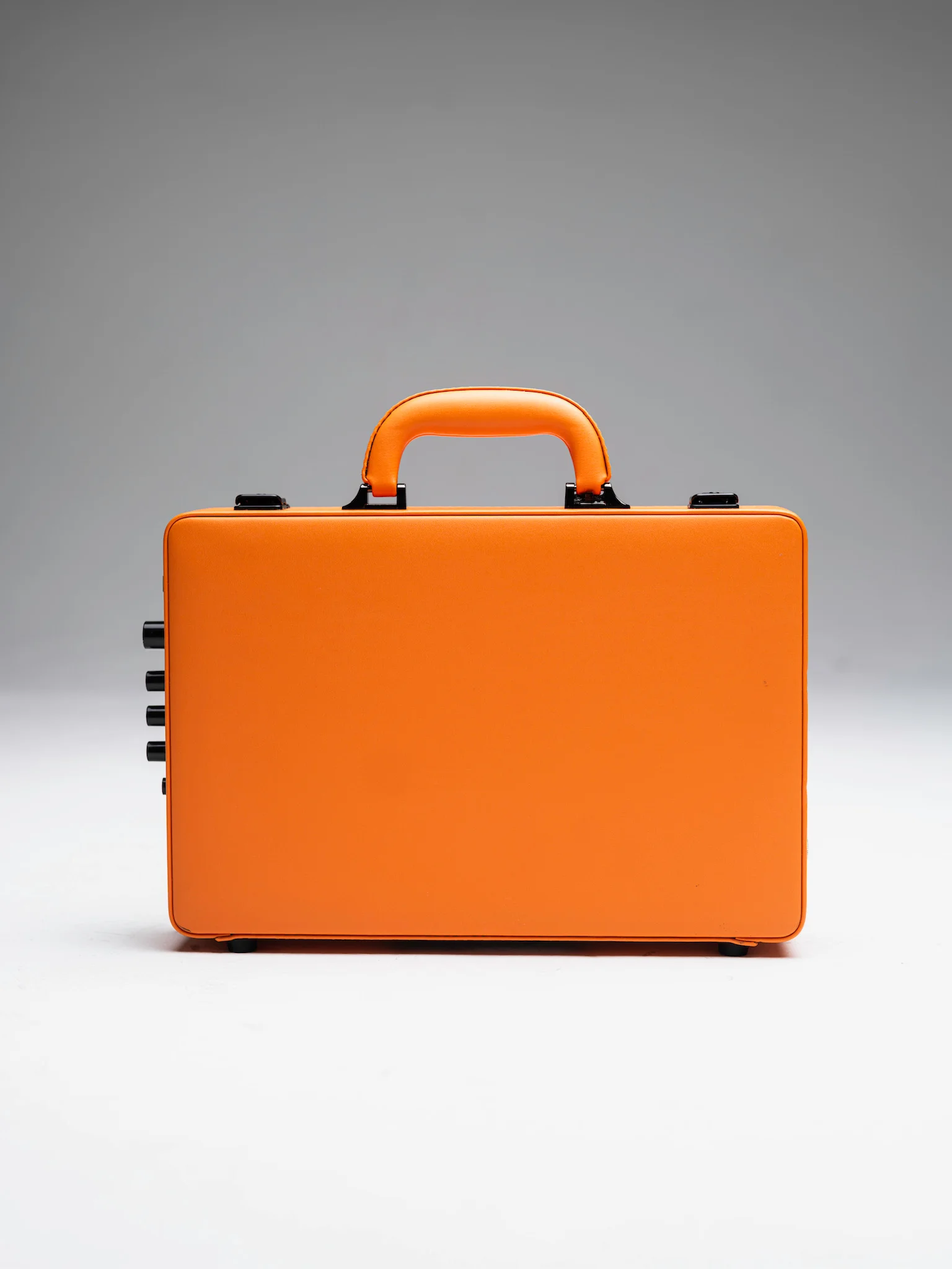 treblemaker, rear panel view